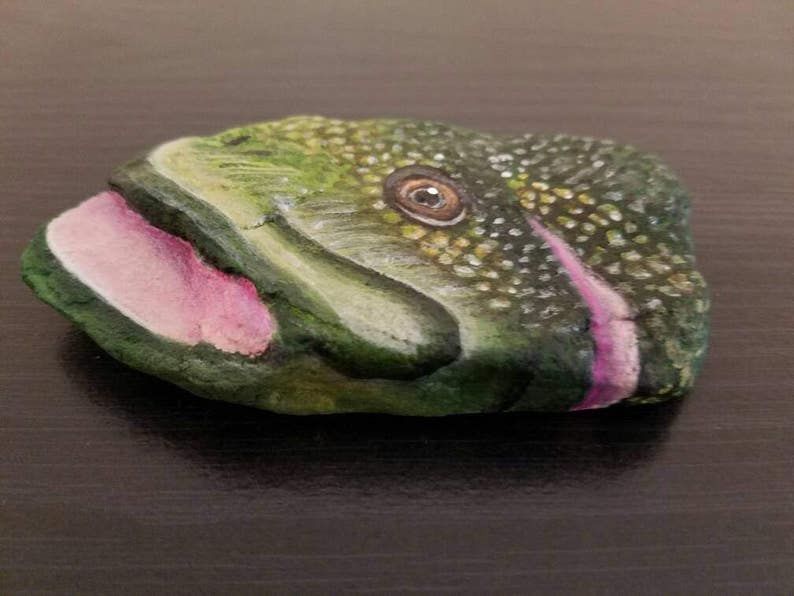 Largemouth Bass Paint Schedule - Painted Largemouth Bass Rock | Etsy - We have listed the commonly used polytranspar™ paints used for painting largemouth bass from the real fish paint schedule by ron reynolds.colors can vary from these suggested paints due to variable conditions.