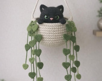Doniczka w kształcie czarnego kota wykonana na szydełku, zielona roślina dekoracyjna na lusterko wsteczne, zawieszka do samochodu w kształcie kota amigurumi, wisząca roślina wykonana na szydełku, słodka ozdoba do domu z kotem.