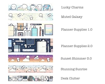 Puede incluir: Una colección de cintas washi decorativas con varios diseños, incluyendo personajes lindos, temas celestiales y suministros para planificadores. Cada cinta presenta un patrón único y está etiquetada con su nombre, como "Lucky Charms" y "Muted Galaxy."