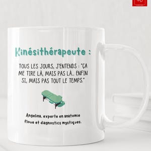 Personalized physiotherapist profession humor mug with first name - Gift for paramedic work colleague, Funny health professional mug