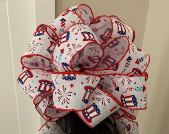 4th of July Mailbox / Independence Day/small tree topper bow a red white and blue