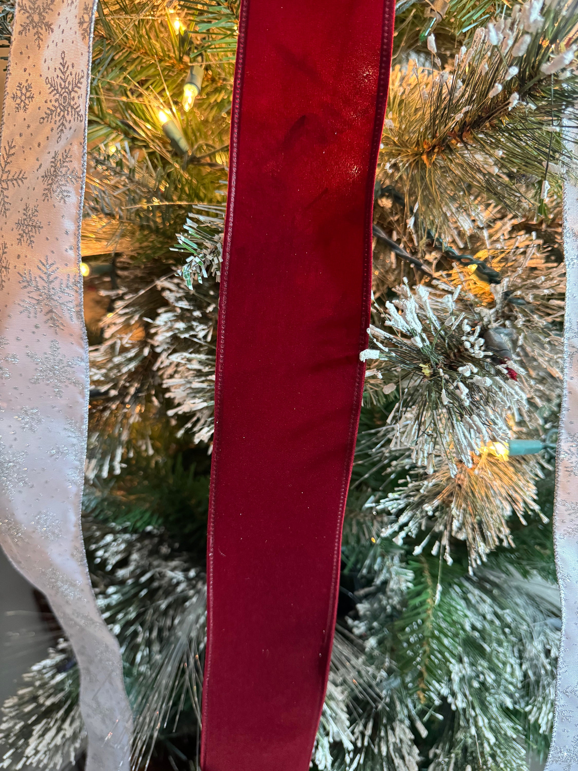 Nastro Natalizio In Rete Glitterata Bordeaux Con Bordi Cablati – Larghezza 10,2 Cm, Lunghezza 9,1 M – Per Decorazioni, Fiocchi, Ghirlande E Regali