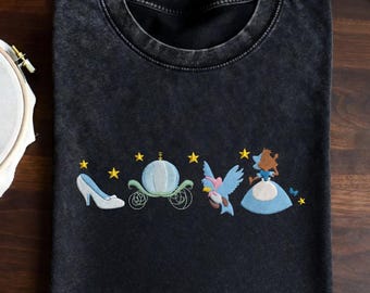 Besticktes Prinzessin Magic Shirt, Acid Wash Vintage T-Shirt, Glas Pantoffel Wagen Besticktes T-Shirt, Retro Komfort Farben Ästhetisches Kleid