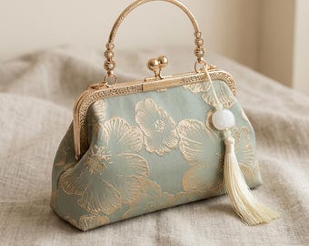 Sac à main femme vert chic – Sac bandoulière élégant à motifs floraux dorés – Sac avec intérieur noir raffiné – Accessoire mode tendance