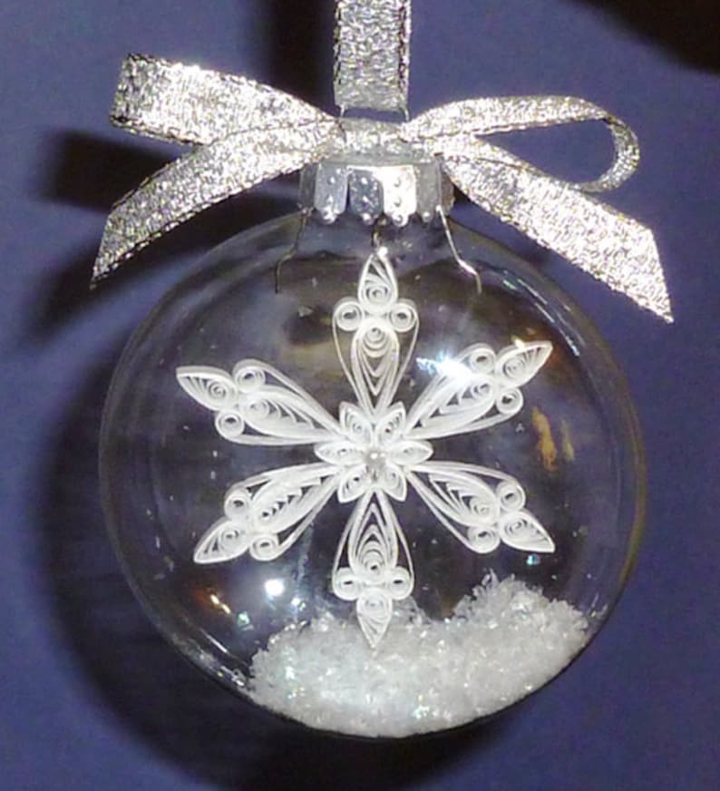 Tutorial Quilled Snowflake Inside Glass Ornament Pattern image 1