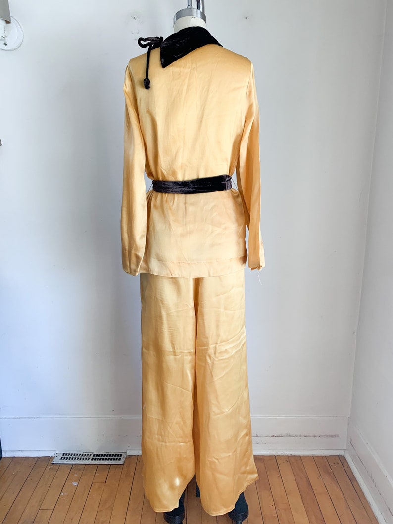 Vintage 1930s Mustard Silk Satin & Velvet Beach Pajamas / XS image 6