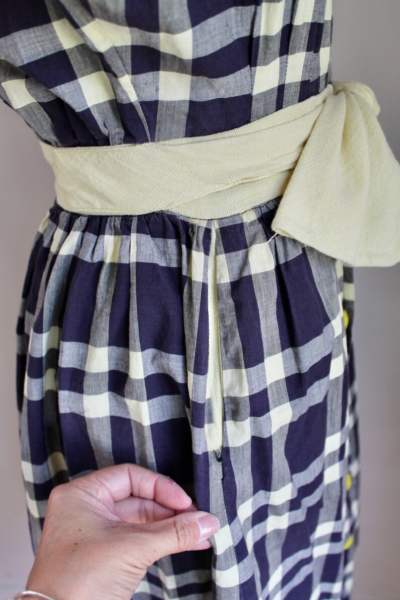 Vintage 1950s Pat Premo Checker Cotton Dress / XXS 22 waist image 6