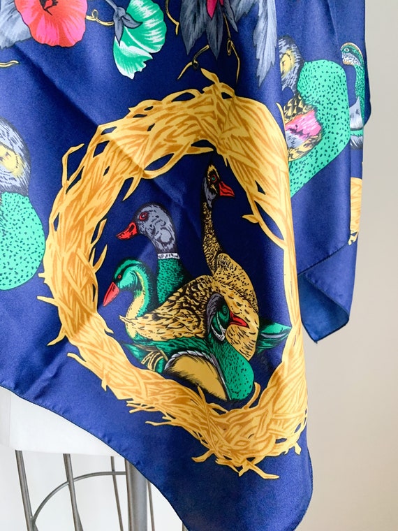 Vintage 1980s Duck Novelty Print Large Scarf - image 5