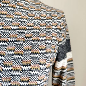 Vintage 1970s Gray & Beige Sweater Dress / S image 3