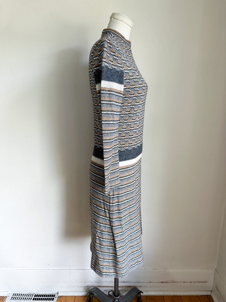 Vintage 1970s Gray & Beige Sweater Dress / S image 5