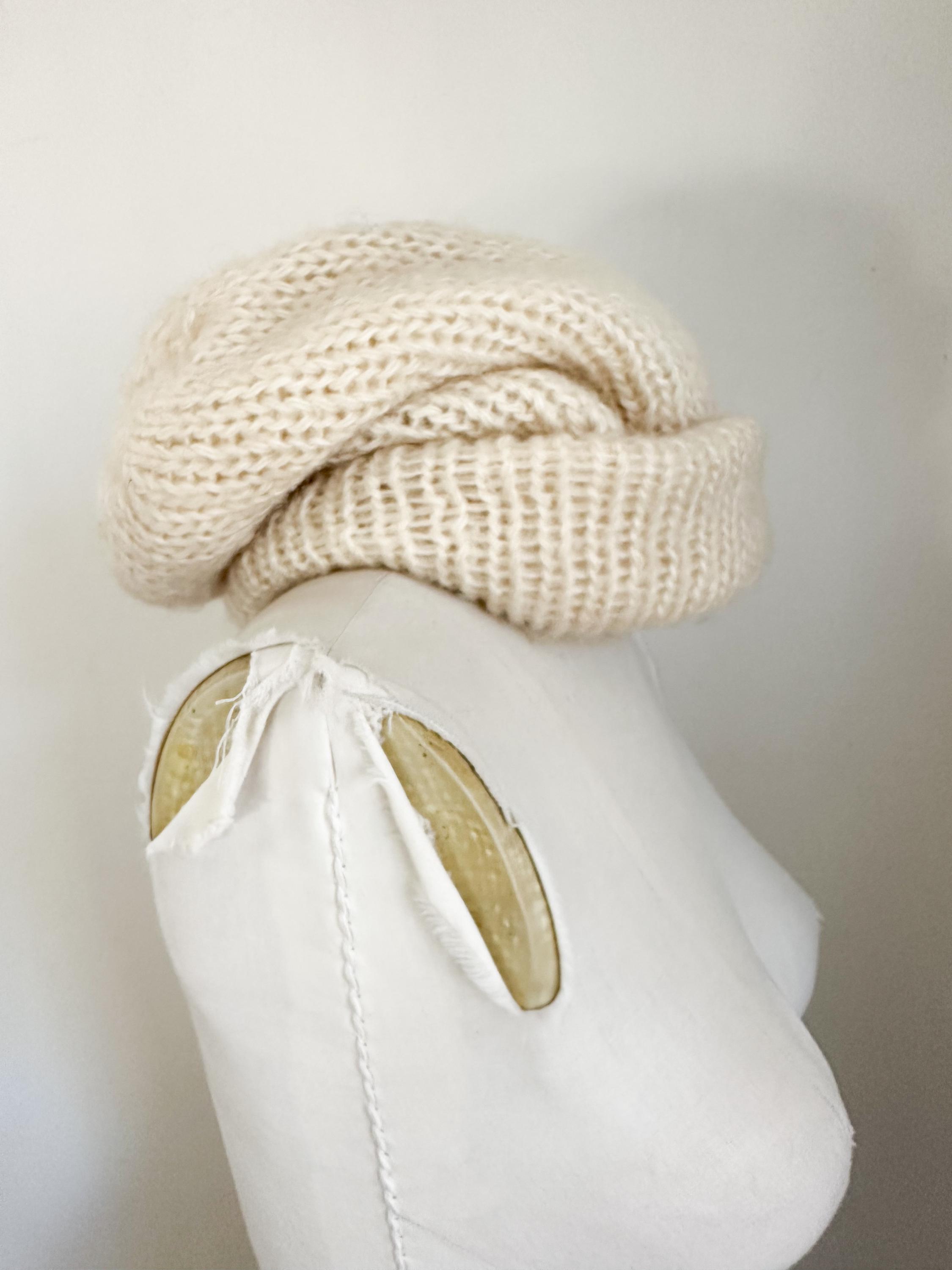 Vintage 1970s Cream Knit Beanie Hat - Etsy display picture 1