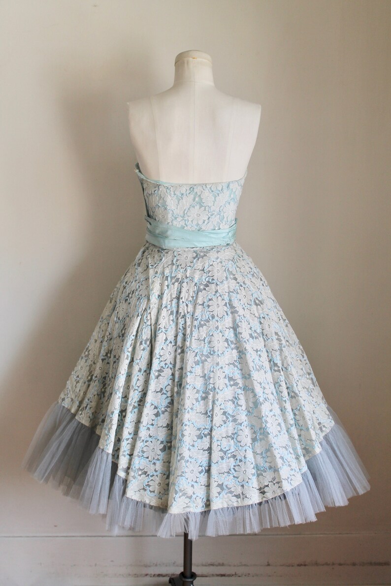pale blue 50s dress