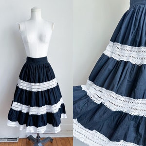 Vintage 1950s Black & White Crochet Skirt / 24 waist image 1