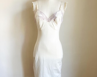 Vintage 1950s Cream Lace Full Dress Slip / XS
