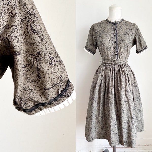 Vintage 1950s Taupe Paisley Belted Dress / XS