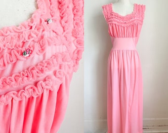 Vintage 1960s Hot Pink Ruffled Nightgown / S-M