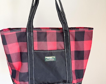 Vintage 1990s L.L. Bean Buffalo Plaid Tote Bag (no. 302380)
