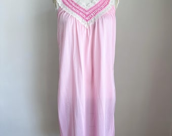 Camisón vintage rosa transparente de los años 60 / S-M