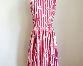 Vintage 1950s Traffic R/R Signs Novelty Print Dress / XS-S