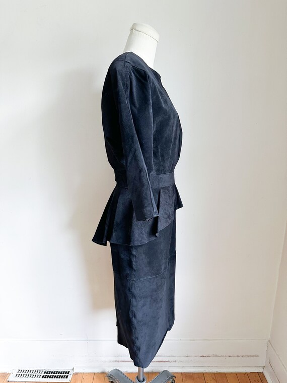 Vintage 1980s Black Backless Leather Peplum Dress… - image 6