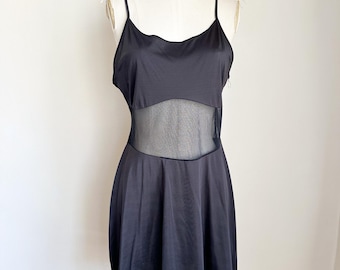 Vintage 1980s Black Nightgown / Slip Lingerie / Slip Dress // S