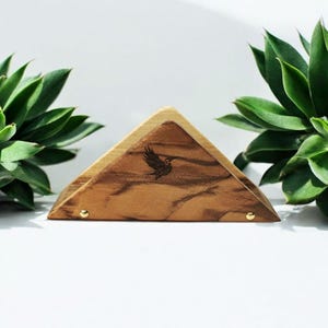 Luxus Taschentuchhalter 18x8x5cm – Handgemacht aus Nussbaum Holz