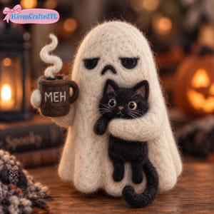 Nålfilt MEH-spöke med svart katt, Halloween-tovad ullfigur, söt läskig spökdekoration, handgjord Halloween-present