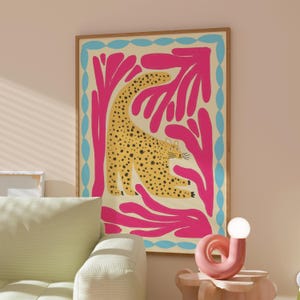 Stampa leopardata colorata, stampa artistica da parete estiva preppy colorata, poster trendy e massimalista con sole splendente, arredamento per la casa al mare, arte murale costiera