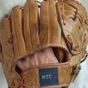 MTC vintage baseball glove, made in Japan