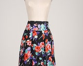 LADY LIKE Pleated SKIRT Street Style Floral Garden Red Roses Full Midi Shaggy Retro look Silk