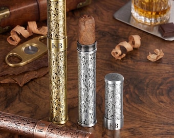 Premium sigarenkoker voor reizen, gegraveerde metalen houder voor enkele sigarenkoker, sigarenbeschermer in zak voor golf, dagelijks dragen, sigarenliefhebber