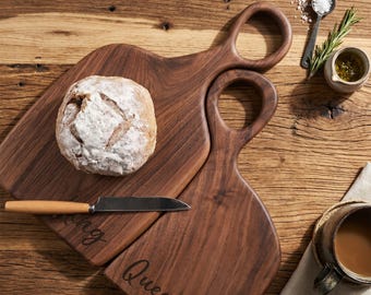 Aangepaste charcuteriebordset voor koppels, gepersonaliseerd housewarmingcadeau, gegraveerd houten dienblad, nieuw huiscadeau, hostingdecor