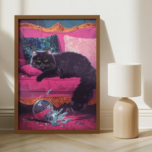 黒猫のディスコボールアートプリント - 風変わりなカクテルウォールアート、気まぐれなバーカートの装飾、トレンディなホームギフト、面白いふわふわの猫のイラストプリント