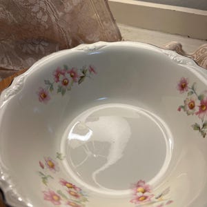Vintage Homer Laughlin Mid-century Virginia Rose pattern serving bowl