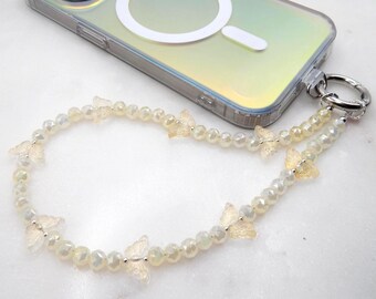 Handmade Butterfly Beaded Phone Charm – Soft Lemon Shimmer