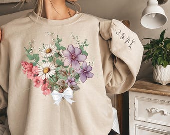 Custom Birth Flower Mama Sweatshirt, Birth Flower Sweatshirt, Personalized Mom Sweatshirt Custom Birthday Gift for Grandma Plant Mama Shirt