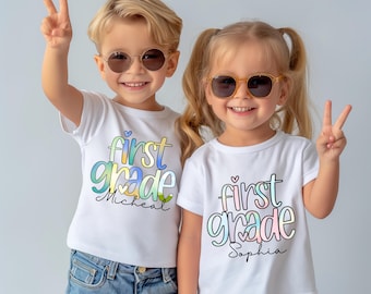 Shirt eerste klas met naam, gepersonaliseerd preppy shirt eerste klas voor meisje en jongen, outfit eerste klas basisschool, jongen eerste klas