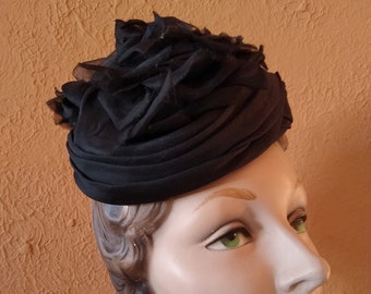 1950s Black Flowers Topper hat