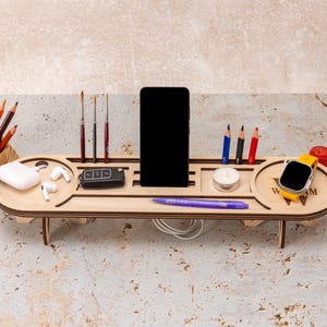 Personalized Docking Station Gift for Boyfriend, Wood Docking Station, Wooden Organizer for Anniversary, Mens Desk Organizer Gift