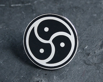 SILVER RING symbole emblème Triskel BDSM fetish ring O ThunderCats Top esclave Kinky SILVER RING symbole emblème Triskel BDSM fetish ring O ThunderCats Top esclave Kinky