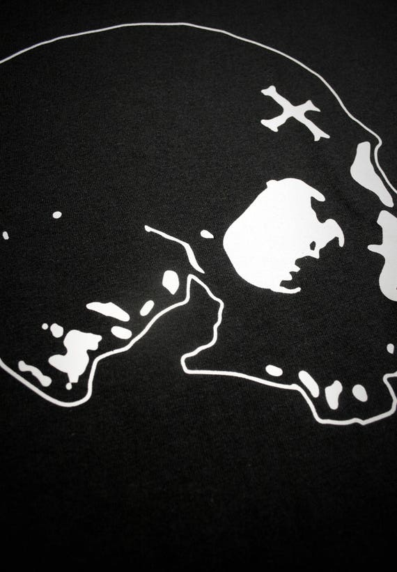 Black Skull T-shirt | Etsy Australia