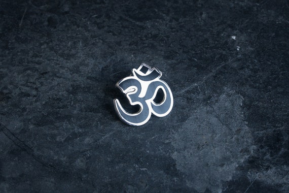Aum Sign Om Mantra PIN - Etsy Aum Sign Om Mantra PIN - Etsy