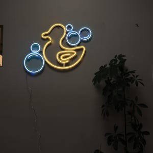 Duck Neon Sign – Cute LED Wall Light for Bedroom, Bar, or Nursery – Aesthetic Animal Decor – Funny Duck Room Art Gift