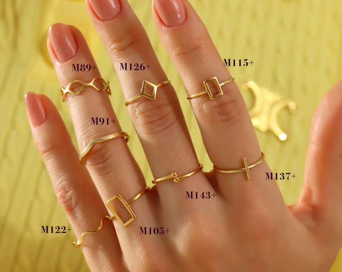 14K Gold Ribbed Dome Ring, Beaded Dome Band