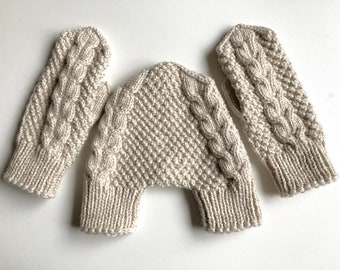 Guanti Smitten lavorati a mano, guanti color crema melange, regalo di San Valentino
