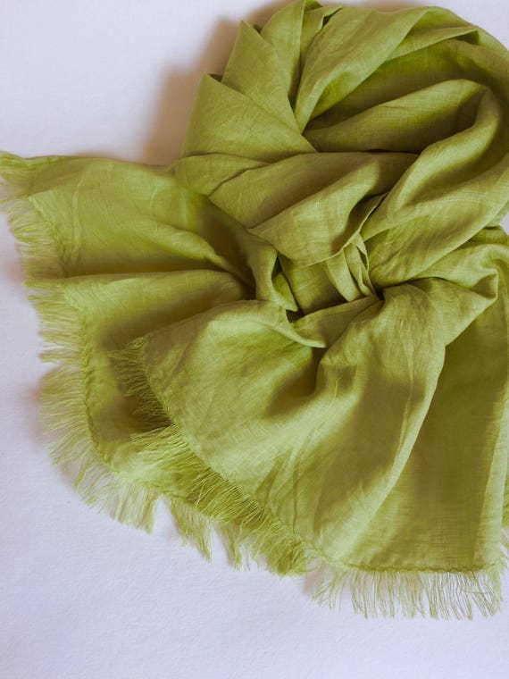 Pale green scarf Clearance