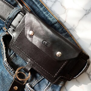 Cartera de cuero para cinturón – Llavero de coche personalizado con llavero – Regalo para esposo o papá – Regalo para el Día del Padre – Estuche para llaves de cinturón para hombre