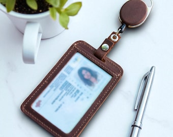 Personalized Leather ID Card Holder with Retractable Reel – Badge Holder for Teachers, Nurses, Office Workers – Father&#39;s or Teacher Gift