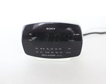 vintage 1980s 90s clock COLOR block WHITE & black SONY brand Dream Machine alarm clock bedside small alarm clock -- tested and working!