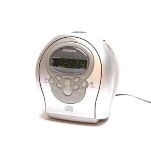 Vintage SILVER Sony Style AUDIOVOX Cd Player/radio Tested